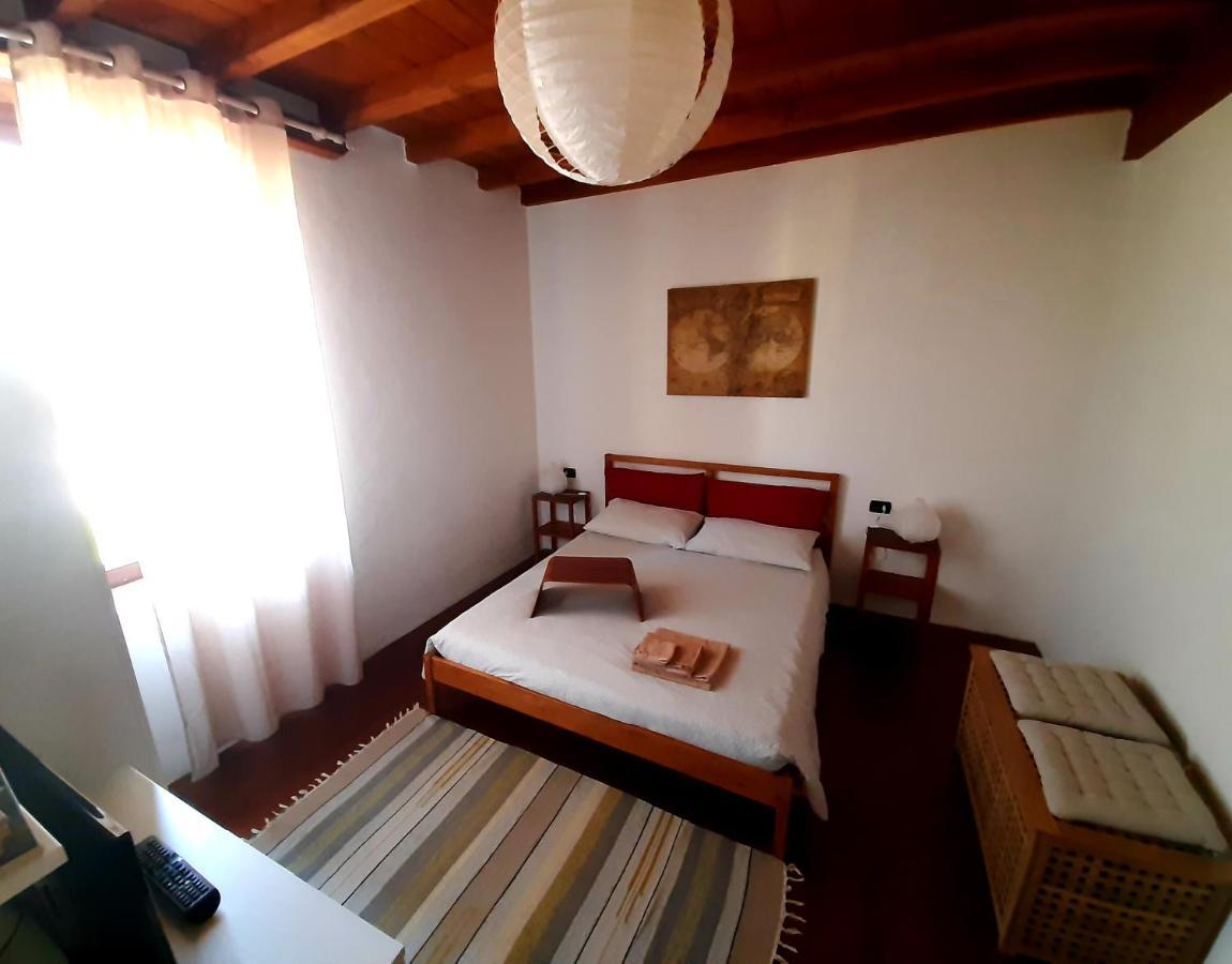 In Corte Al Laghetto Мерате Экстерьер фото